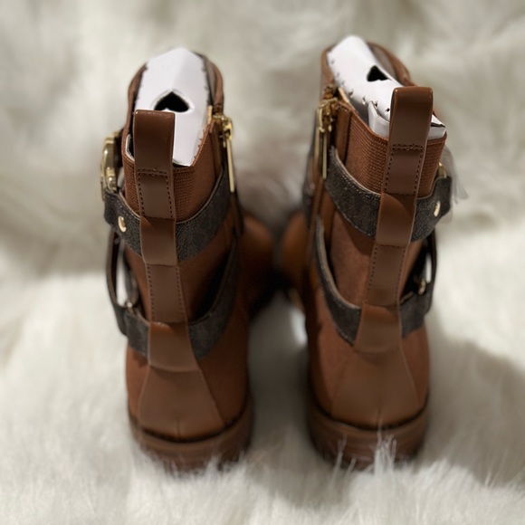 Michael Kors Bootie, Retail - Picture 3 of 4